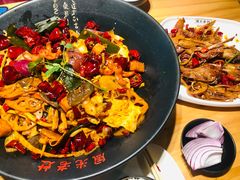 -风光老灶麻辣香锅(大成路翠微百货店)