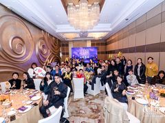 -上海波特曼丽思卡尔顿酒店
