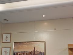 -上海仁爱医院口腔科 · 种植