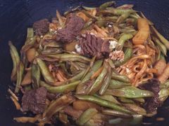 牛腩焖面-金豆角砂锅焖面(安贞店)