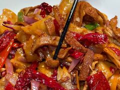 -巴特餐饮6加1音乐餐吧·新疆菜