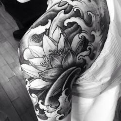 -Black Tattoo Studio