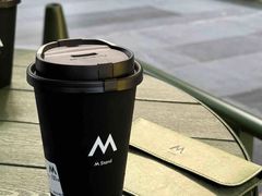 -M Stand(上海人民广场来福士店)