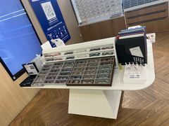 -EYEcare眼镜店(南京东路店)