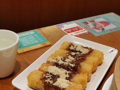 -诚铭记·虾仁汤包·成都小吃(融创店)