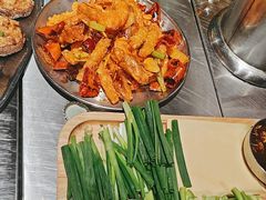 -马路牙子烧烤音乐酒馆(望京店)