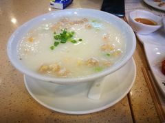顺德鱼茸粥-点都德(千灯湖环宇城店)