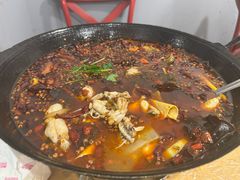 -鸿顺老铁锅美蛙鱼府(解放碑店)