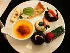 -圣丰索菲特·2 On 988 Café 自助餐厅