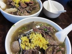 -潮镇老尾牛杂(环城西路店)