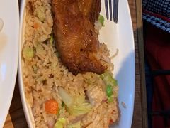 -玛格萝妮(汇智国际商业中心店)