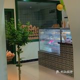 Greenhouse·绿房子甜品店 路过就被它的装修深深吸引