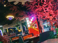 -路边边.炒菜烧烤.音乐餐厅(良乡长虹店)