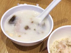 -美食小镇·观赏珍稀鸟类·长隆熊猫酒店
