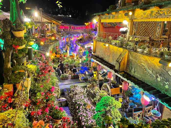 樱花餐厅-"吃火锅不知道是我们背还是店家态度问题,炉.