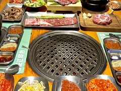 -唯成•韩国炭火烤肉 유성고기