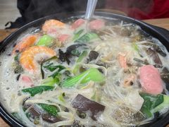 -天瑞福云南过桥米线(十里河店)