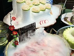 -得意咚瓜·顺德鱼生·冬瓜火锅(深圳首店)