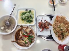 -鑫悦楼煎蟹·16年海鲜大排档