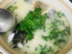 砂锅鱼头-鱼水情·农家菜·大鱼头(南山竹海店)