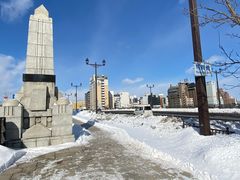 -币舞桥