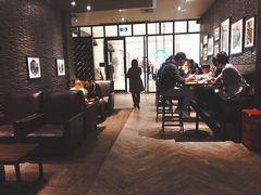 大堂-星巴克臻选(南京金茂览秀城店)
