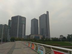 -丹尼斯7天地