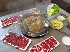 -官塘陈记鱼生·潮汕砂锅粥·牛肉火锅(潮枫路总店)