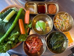 -釜山火炉·海鲜烤肉(紫藤路店)