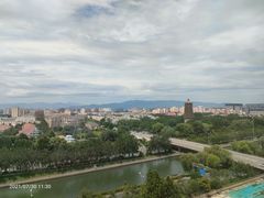 -玲珑塔公园