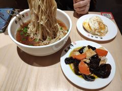 -朱新年·苏式汤团·面点(北寺塔店)