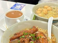 -万利洪记粉面美食
