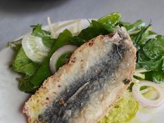 炸海鲈鱼-Ocean's Table 欧舍