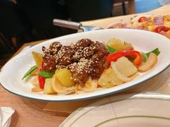 -玛格萝妮比萨屋(四平店)