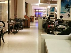 大堂-海口绿发希尔顿酒店-田园汇自助餐·三文鱼·海鲜