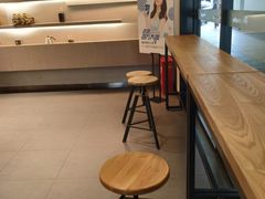 -瑞幸咖啡(巴黎春天陕西路店)