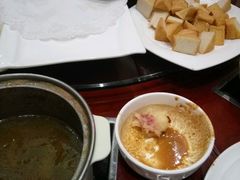-蓝鲸大酒店旋转餐厅