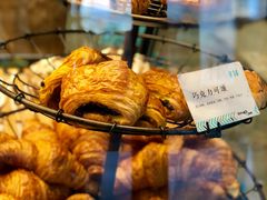 -Dough&Joe团憩(瑞虹天地月亮湾店)