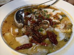 -鱼亨小鲜酸菜鱼(大信店)