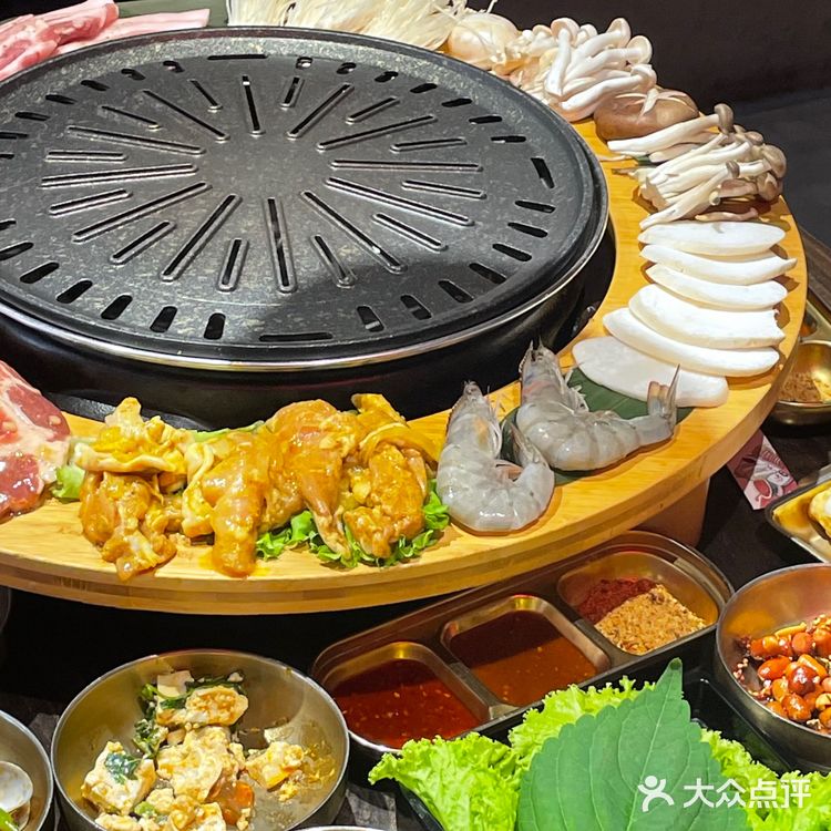 青岛的韩料店那么多 他们家是我觉得最像韩国的韩料店
