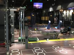 -VLines耀能运动24小时·月付制健身(京广桥店)