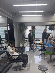 -宫铭烫发染发接发店