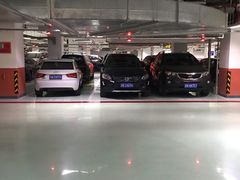 -北京财富中心-停车场