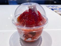 当季草莓雪糕杯-喜茶(北京五棵松华熙店)