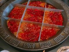 -疯狂的筷子老灶九宫格火锅