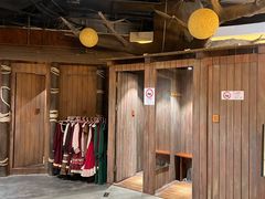 -暴风岛沉浸式体验馆(百联世纪店)