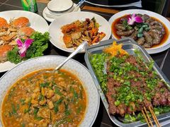 -鸭绿江海鲜烧烤大排档(杏林街店)