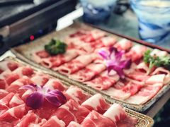 精品肥牛-新草堂锅物料理(泉城路店)