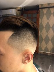 -Libertines barbershop 浪子理发店