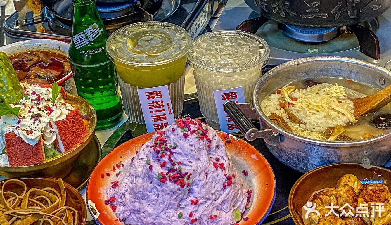 不用去成都!!在我大杭州吃到肥肠芋儿鸡🔥